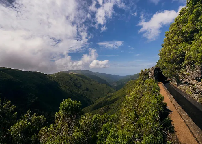 Casa Da Porta Azul * פונשל